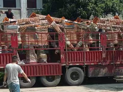 7 conjuntos de manipuladores de fundição foram entregues à Birmânia